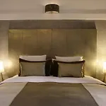 Riad O