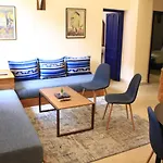 Comfy Colonial Apartments