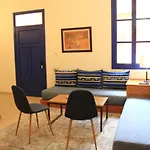 Comfy Colonial Apartments