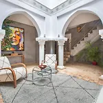 Riad Princesse Des Sables- Jaccuzzi& Spa-Breakfast