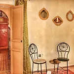 Riad Dar Nakhla & Rooftop Jacuzzi