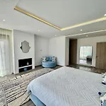 Tres Belle Villa Sur Golf Piscine Vue Sur L Atlas