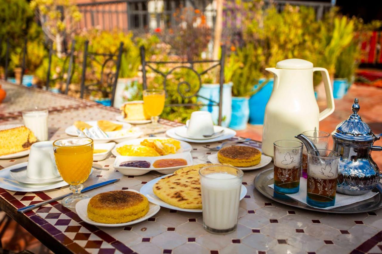Aymane Riad 4*