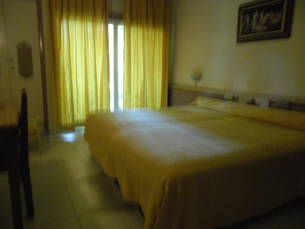 Hotel Amine 3*
