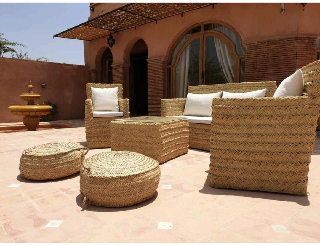 - Jnan Bnati - Pool *