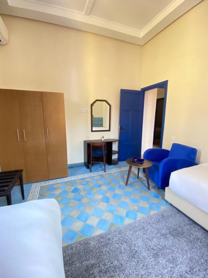 Comfy Colonial Apartment
