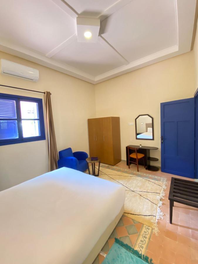 Comfy Colonial *
