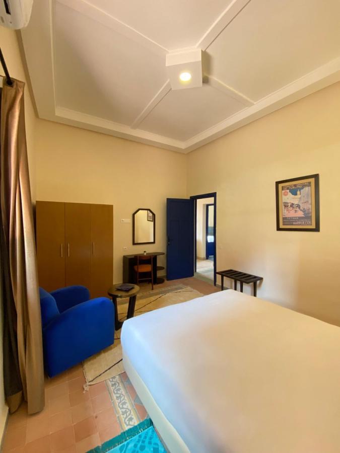 Comfy Colonial Apartment
