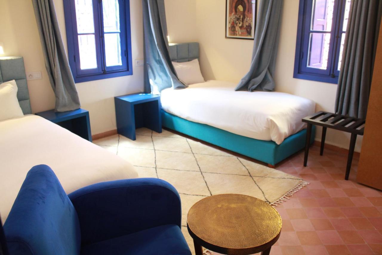 Comfy Colonial Apartment *
