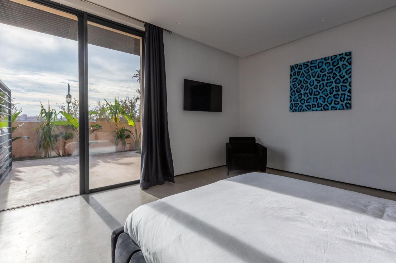 Villa 103 - Luxury Getaway - Private Jacuzzi