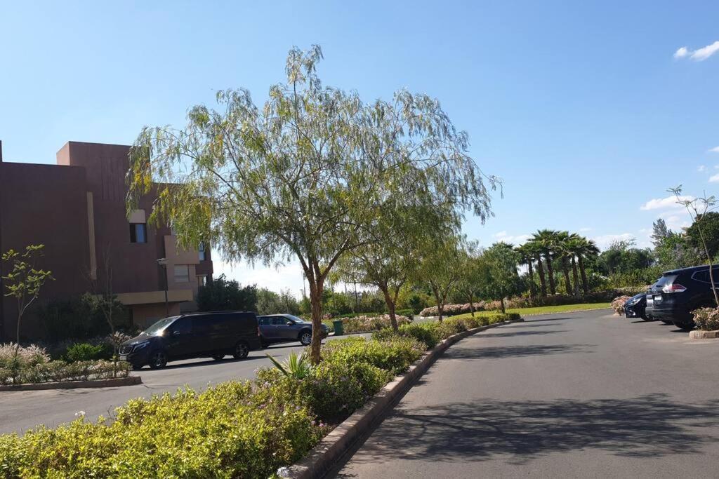 Very Charming Home, Garden, Great Location, Golf View & Direct Access Pool Marrakesh