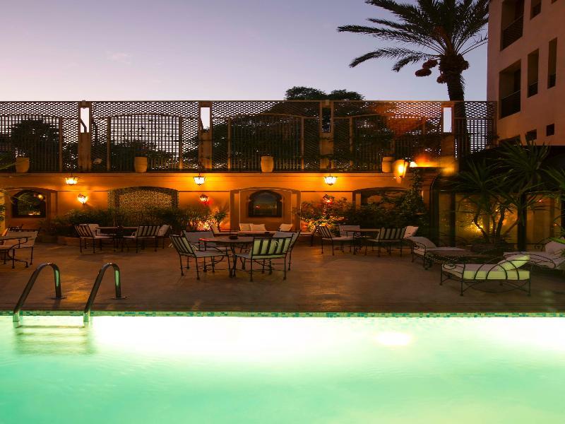 Nassim Hotel 4*