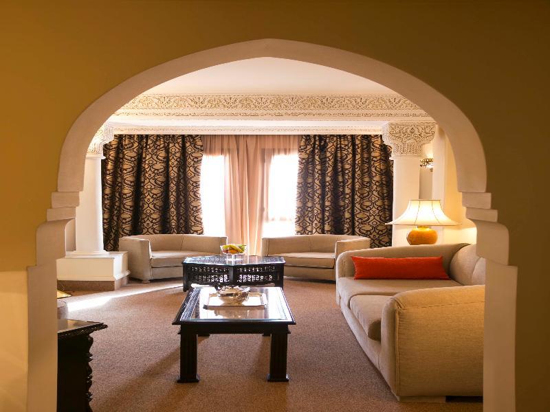 Nassim Hotel