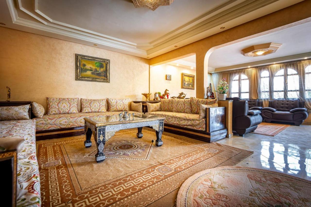Gardens Diafa Villa *
