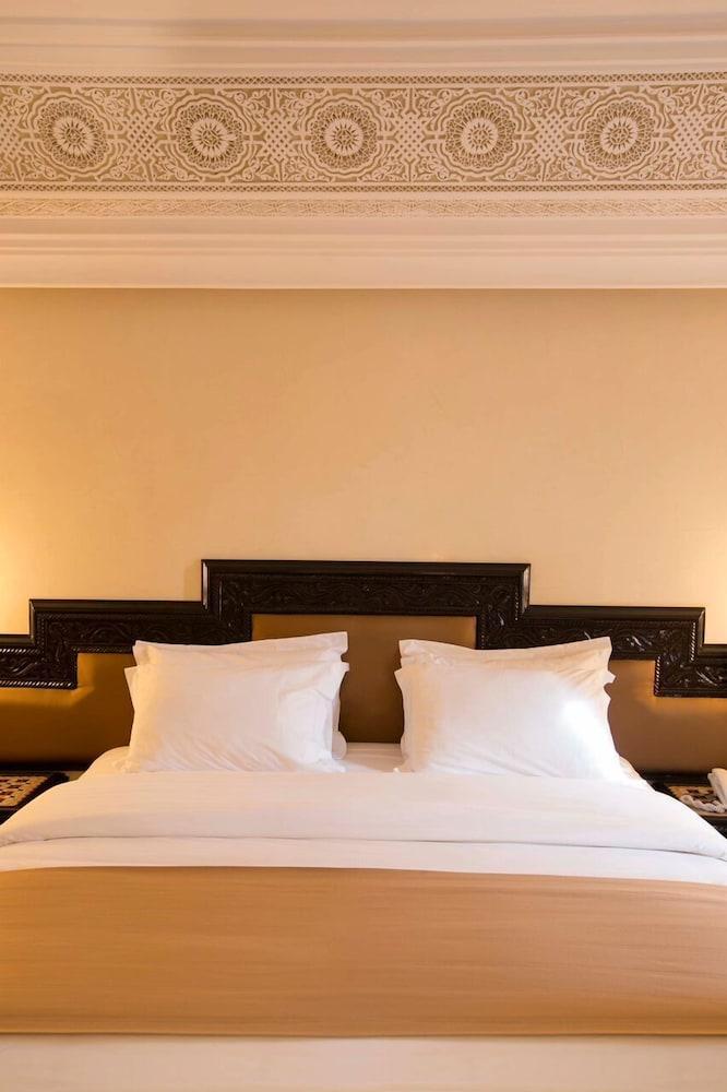 Hotel Nassim