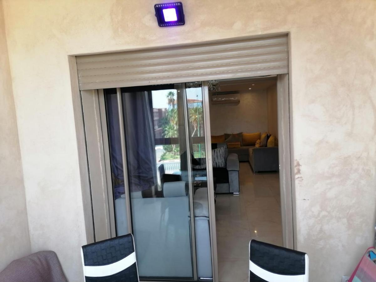 Apartment Un Avec Piscine A Marrakech *