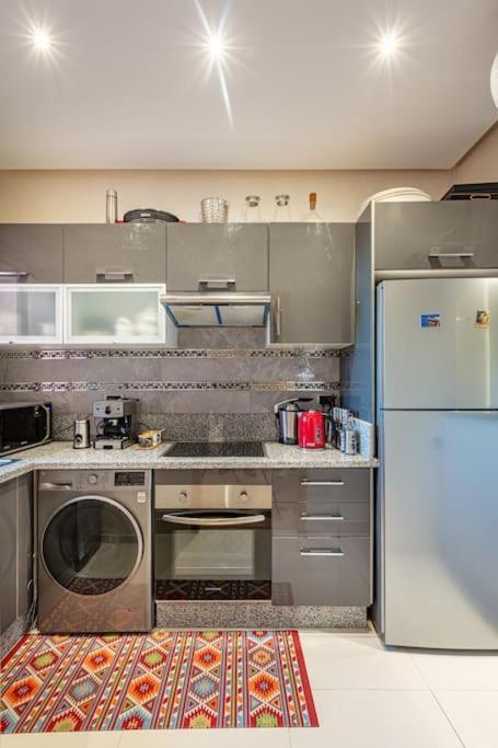 Apartment Po 10 De Luxe, Golf, Piscine & Club House *