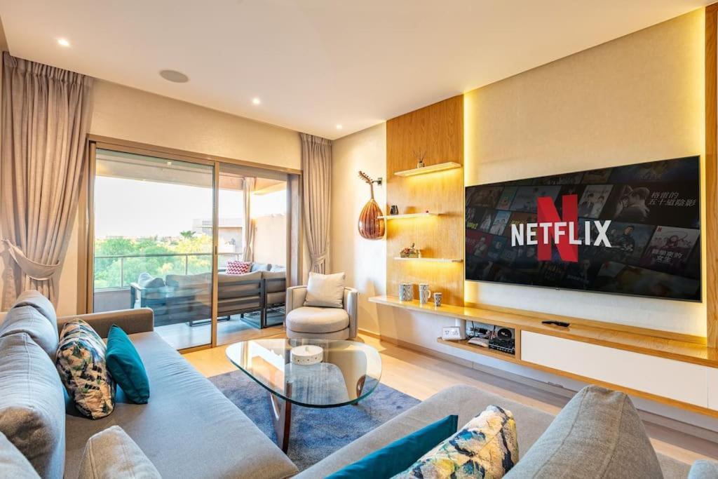 Apartment Po 10 De Luxe, Golf, Piscine & Club House