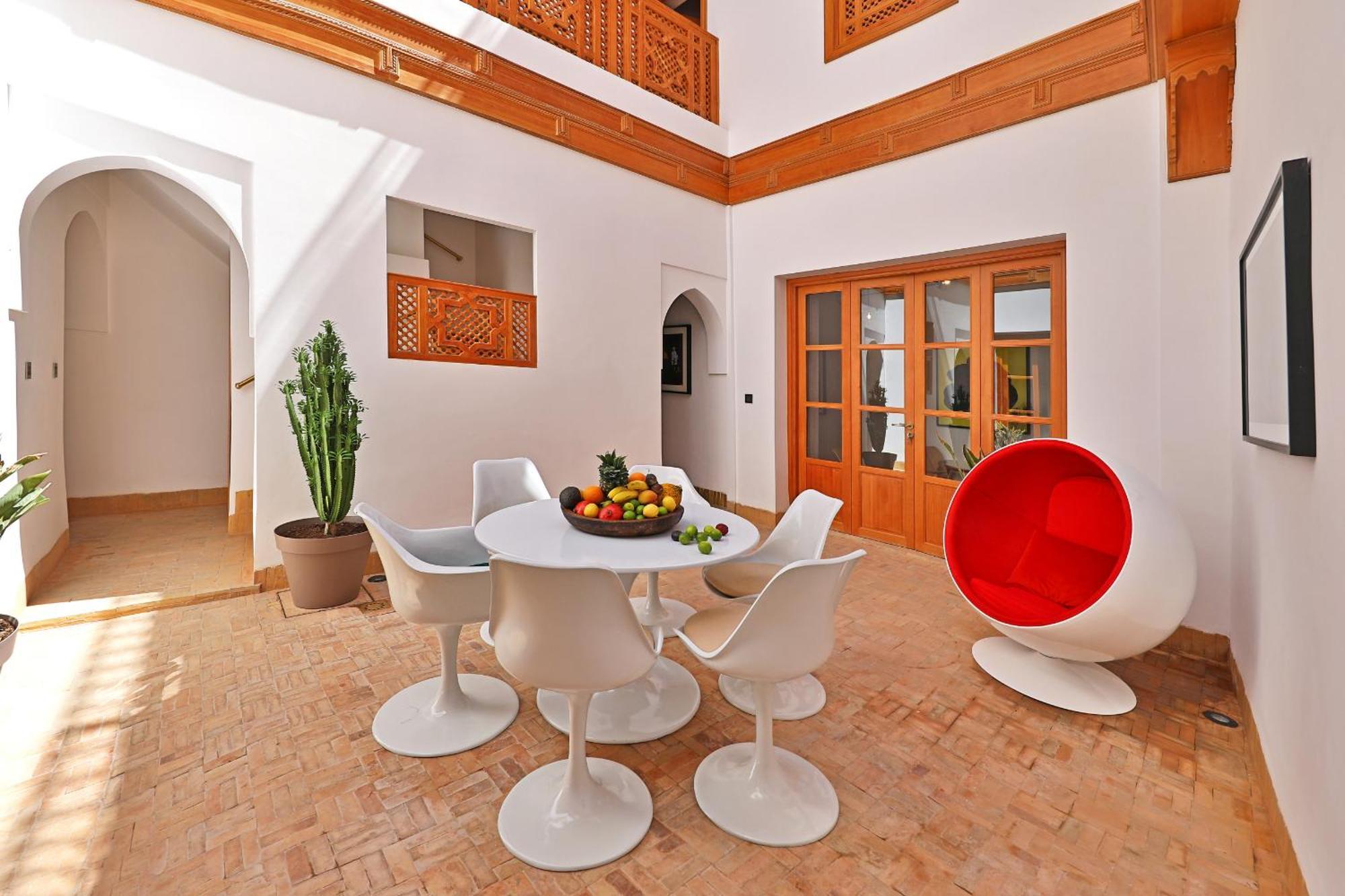 Riad The Milestone