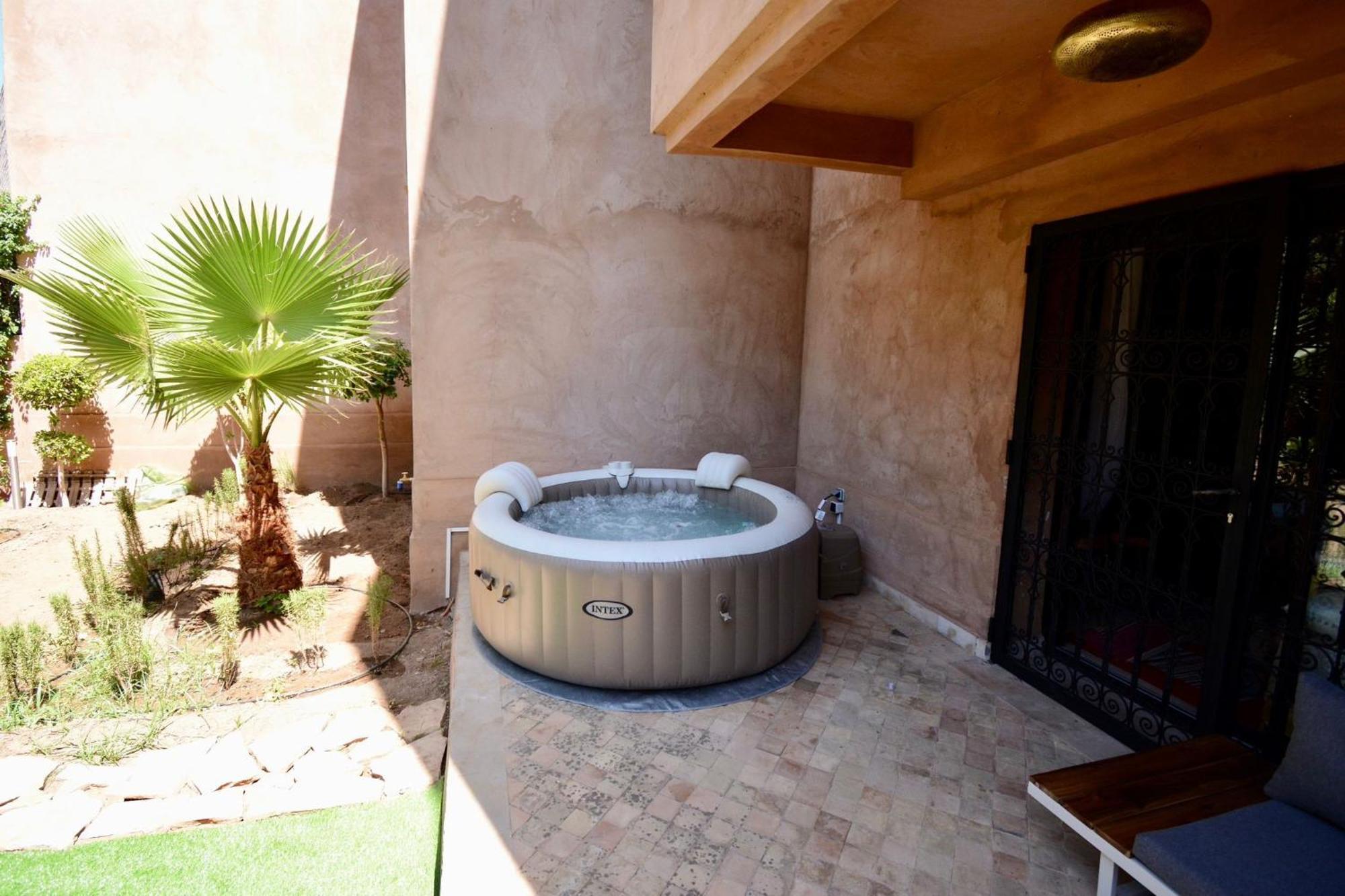 Holiday home Cozy Rez De Jardin