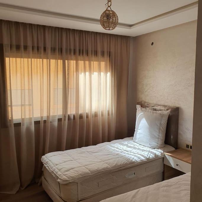 Pres Du Ibis Et Wazo Et Marjane Mall Apartment Marrakesh