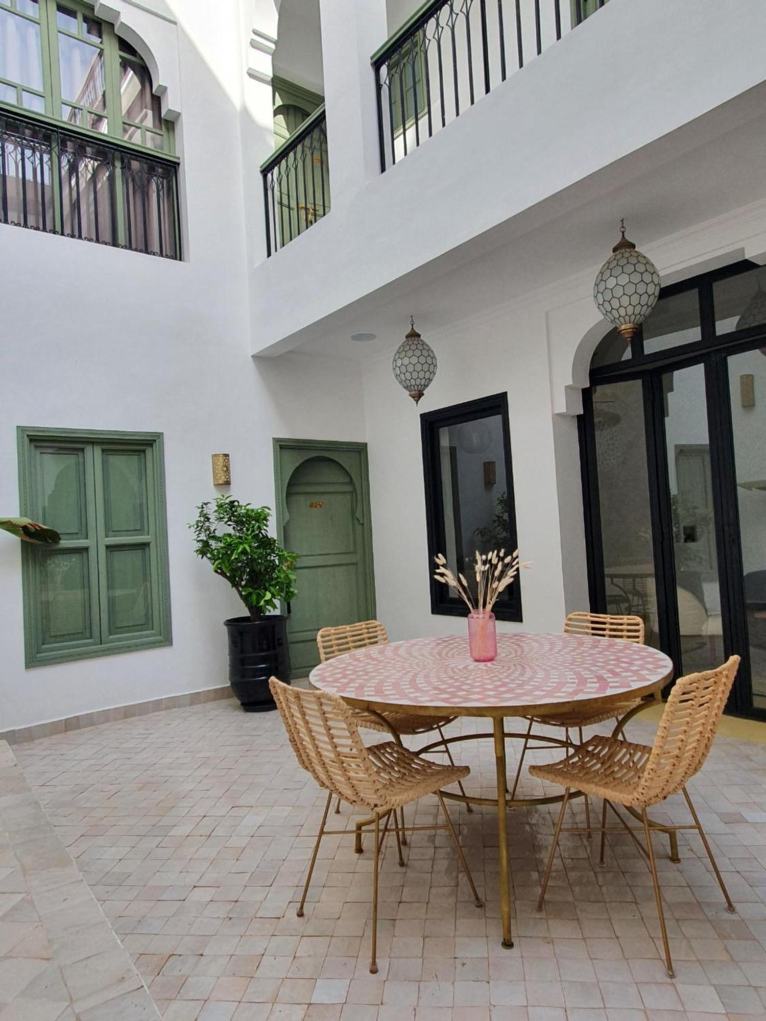 Fisaline En Exclusivite Pour Vous A Marrakech Riad *