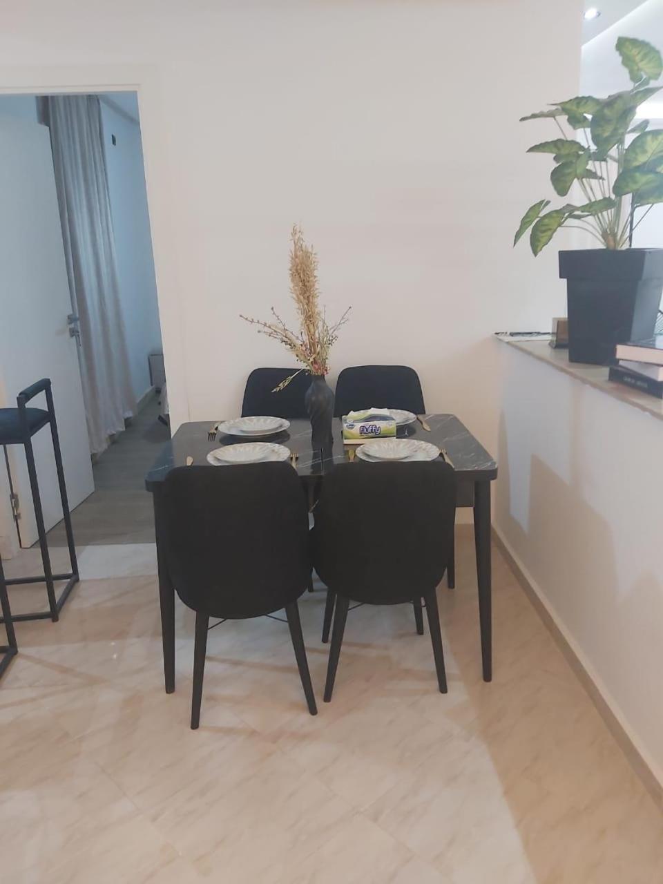 Centre T3 Jacuzzi Prive 2 Min De La Gare Apartment Marrakesh
