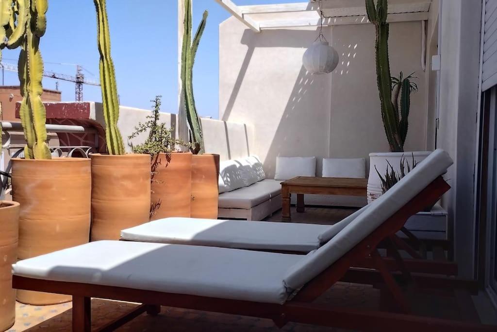 Apartment Rooftop Avec Terrasse Centre Gueliz