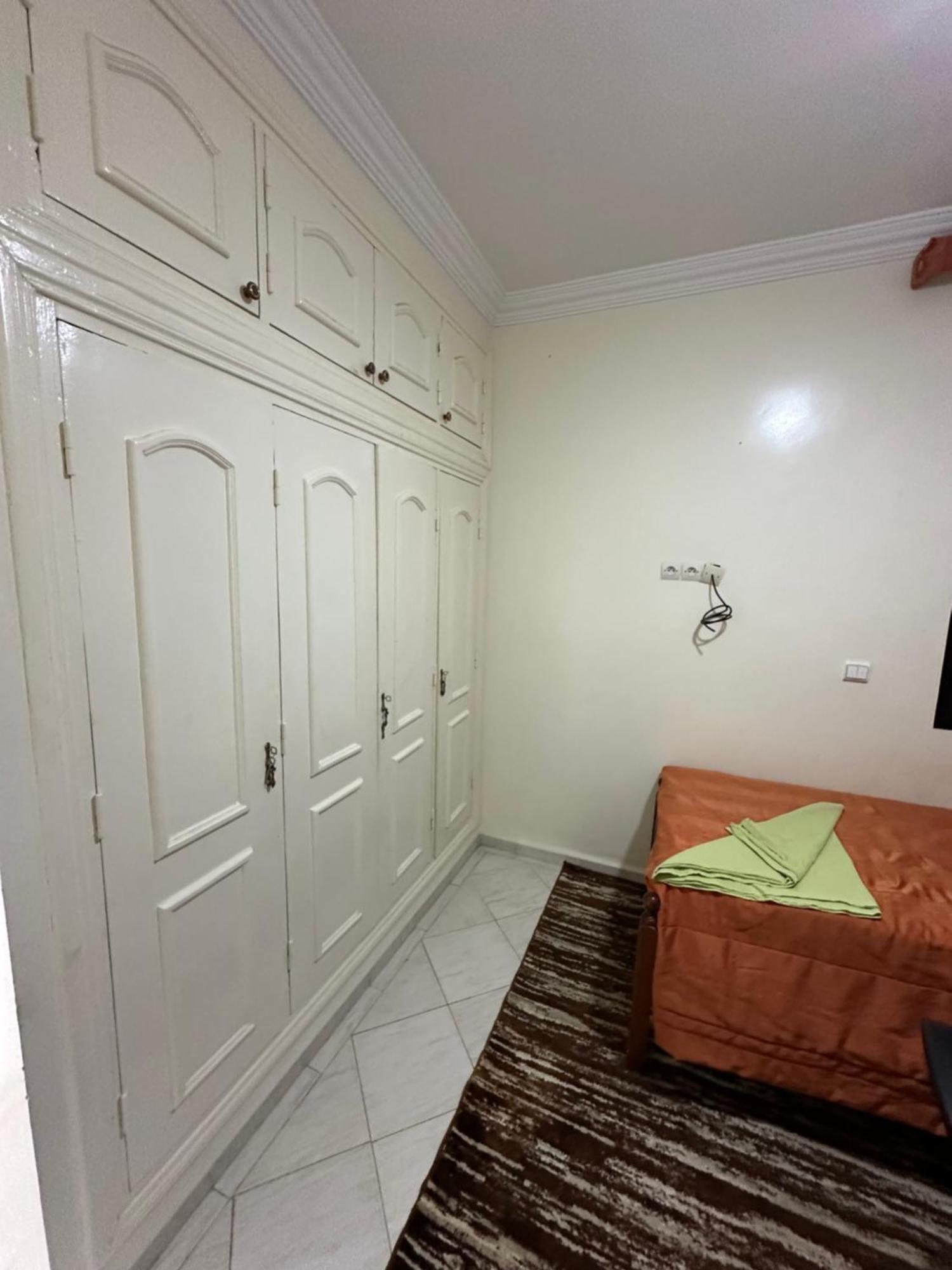 Apartment Familiale A Marrakech