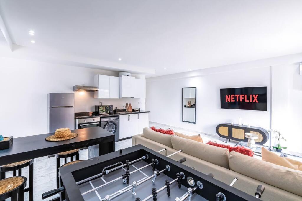Apartment Fun-filled Luxury Center *
