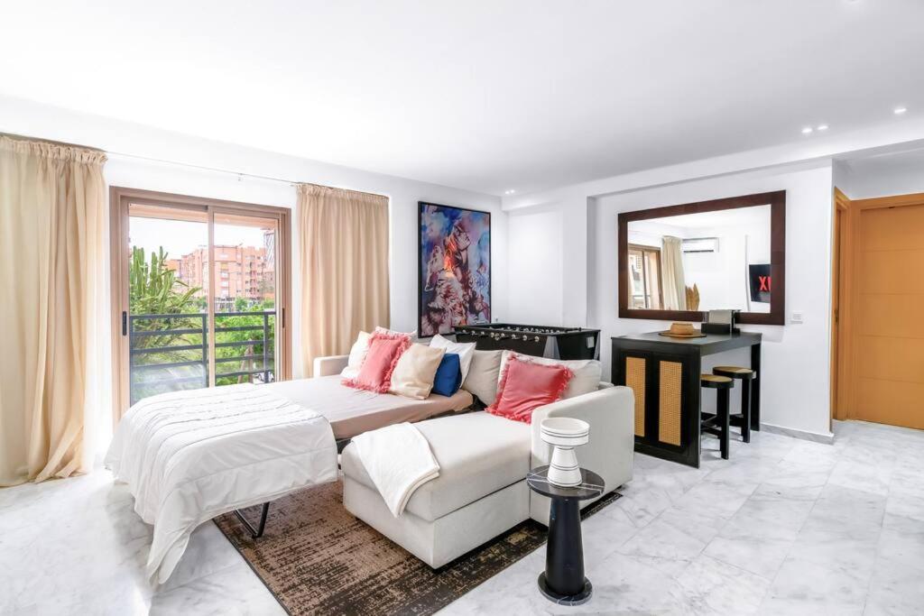 Fun-filled Luxury Center Apartment Marrakesh