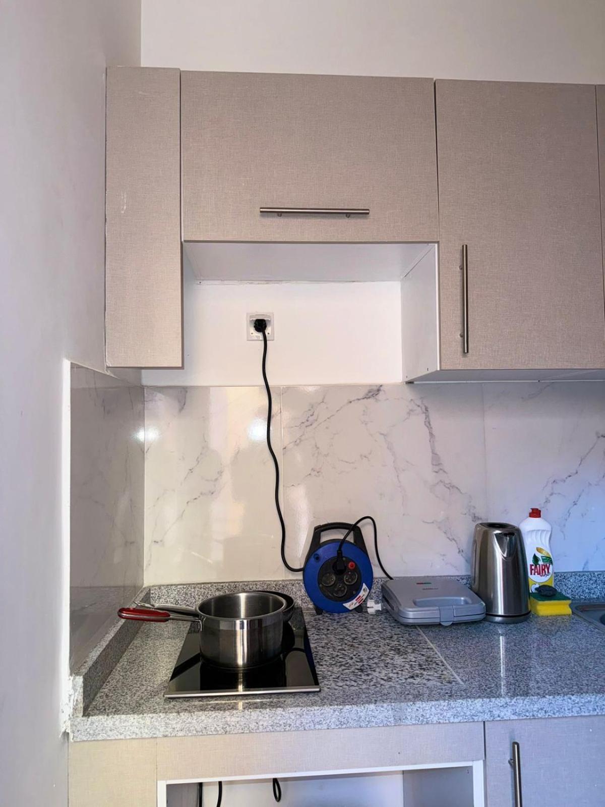 Xenon Apartment