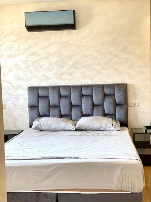 Apartment Stylish In Marrakech E25 *