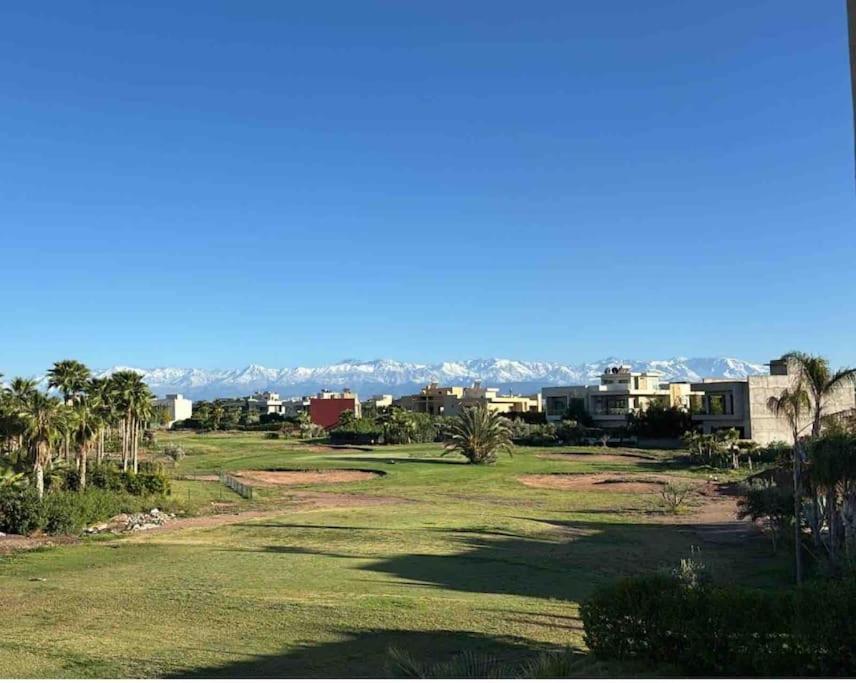 Tres Belle Sur Golf Piscine Vue Sur L Atlas