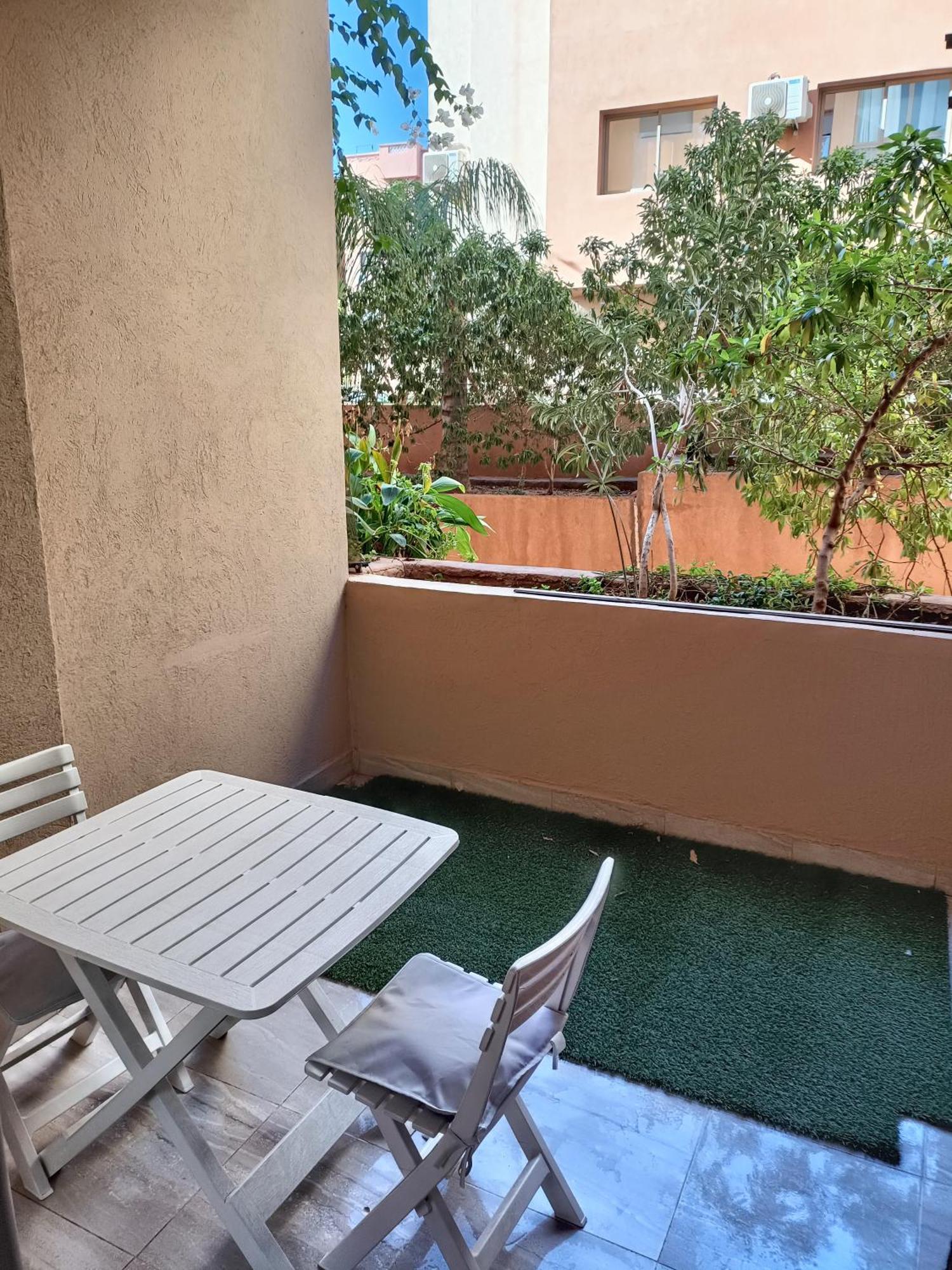 Oasis Apartment *