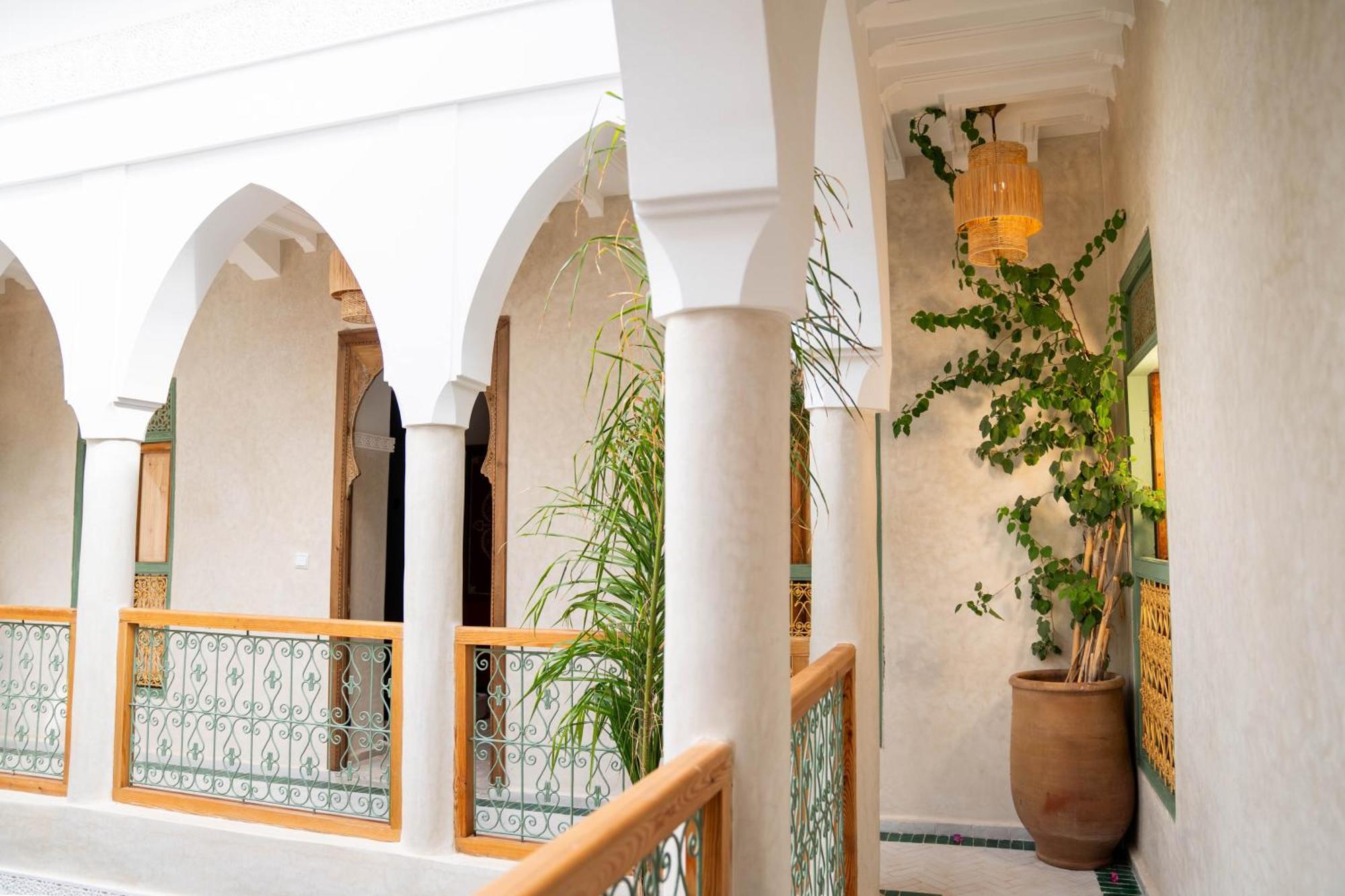 Guest house Eden Dorient *