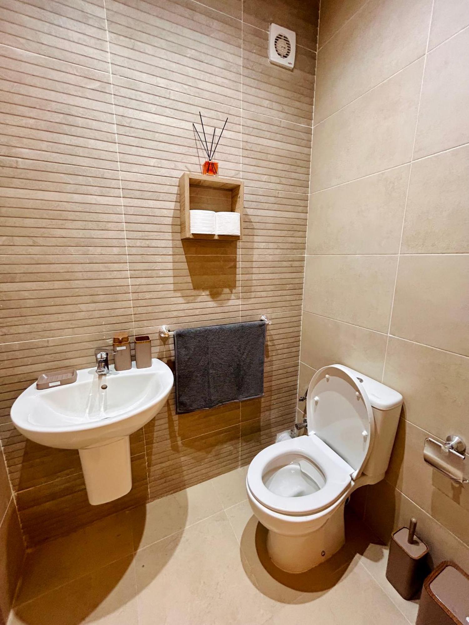 Apartment Confortable & Tres Bien Note - Vue Piscine, Proche M Avenue, Piscine, Fibre Optique, Parking *