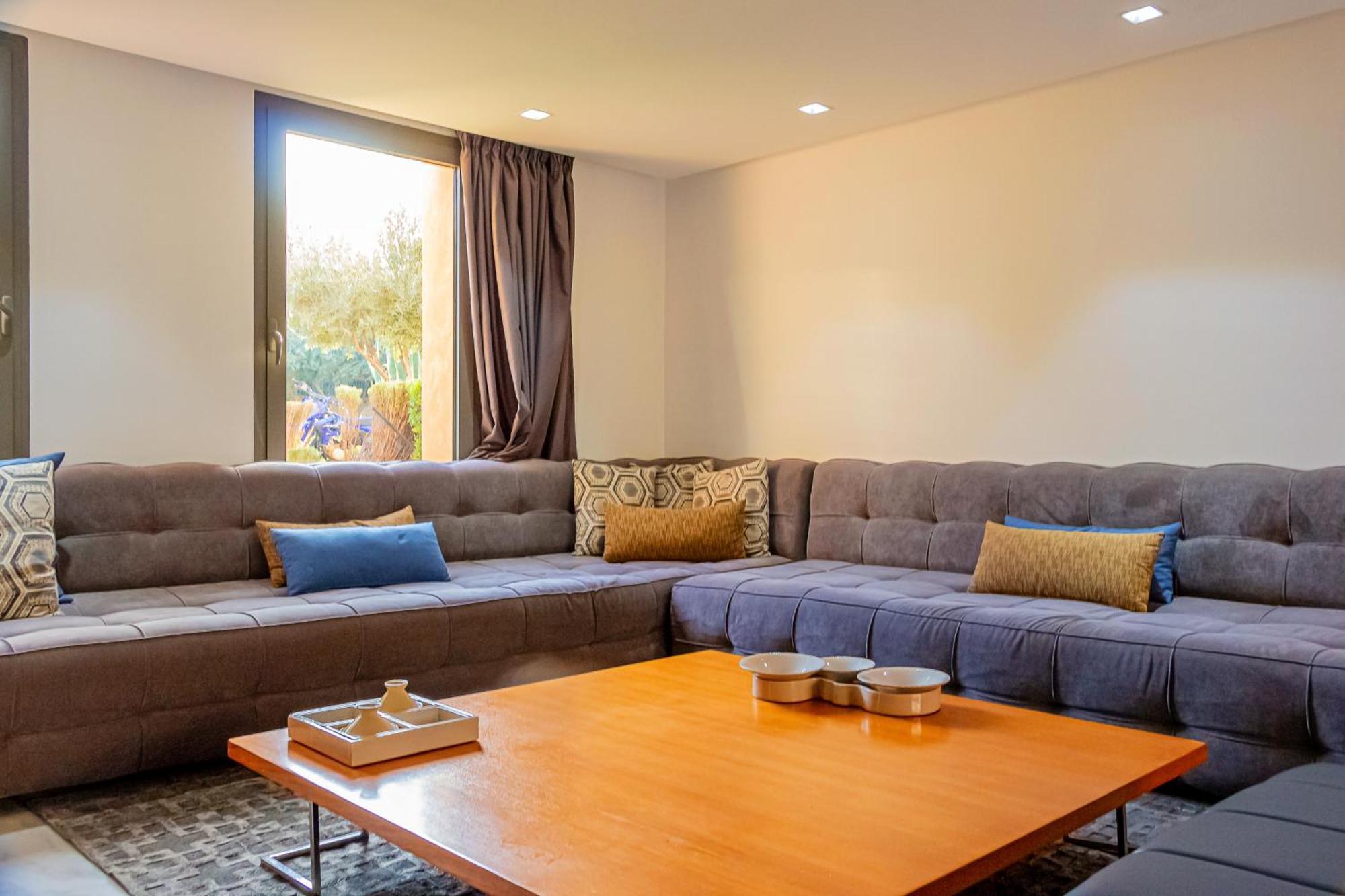 Apartment Lux 2br Loft - Oliver Palm