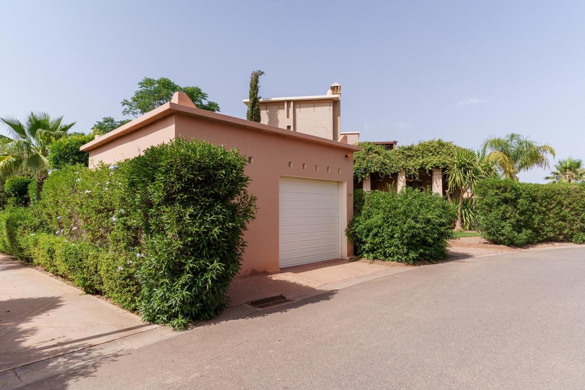 Marrakech Pearl Villa *