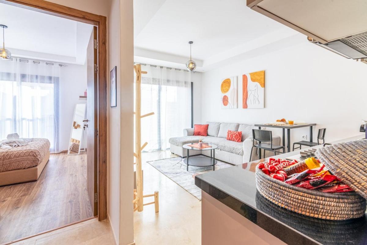Apartment Livia Cosy - Clim, Wifi, Jardin A 10min De L'aeroport