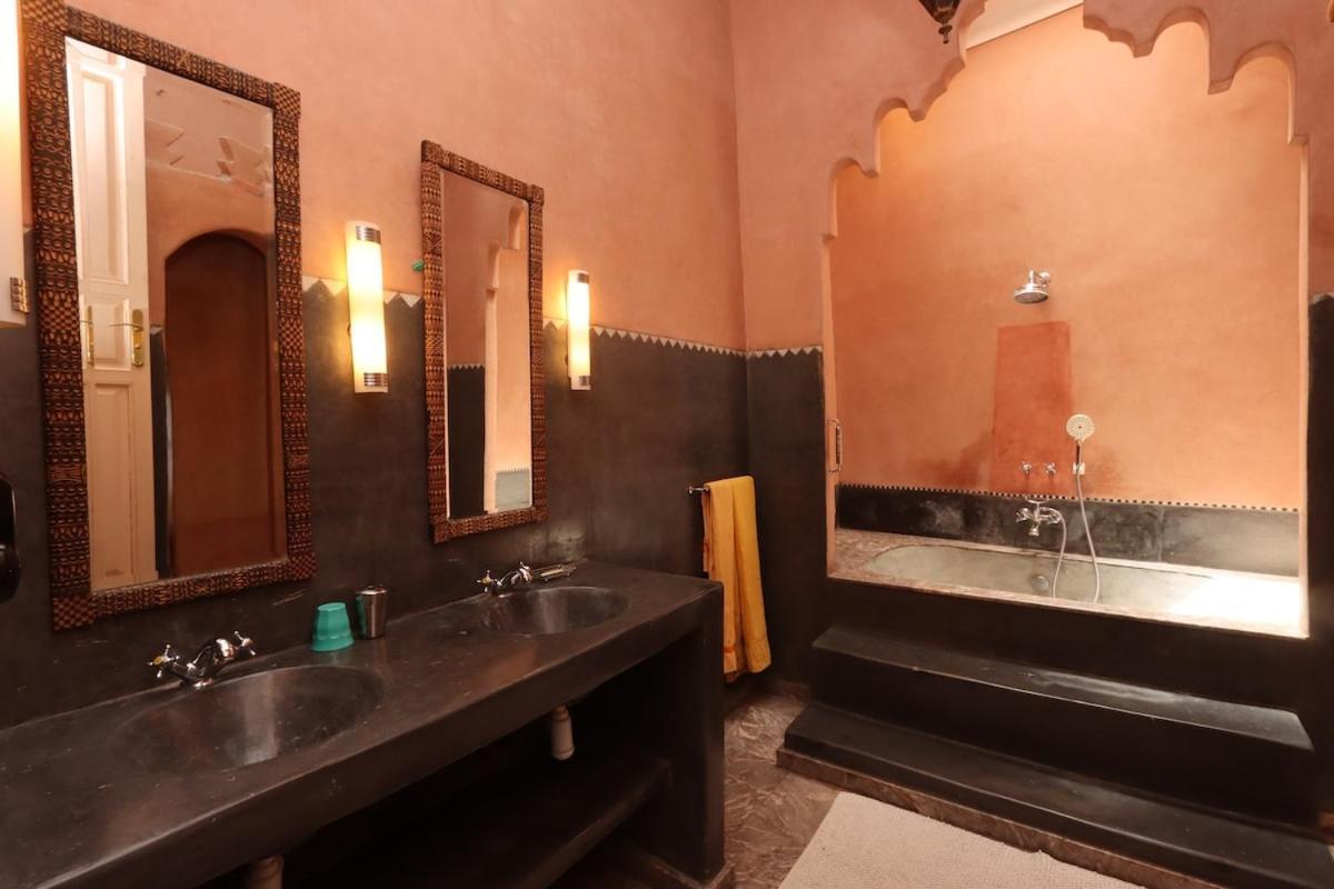 La Tulipe, Private, 4 Ch, Medina Villa