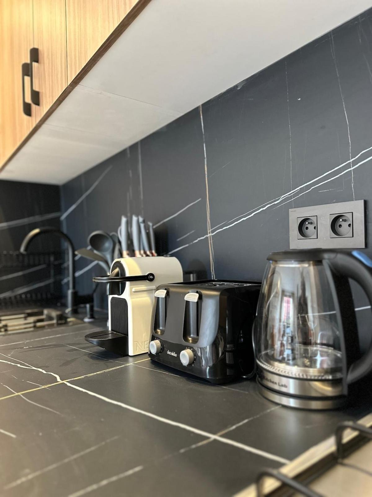 Apartment Standing Centre