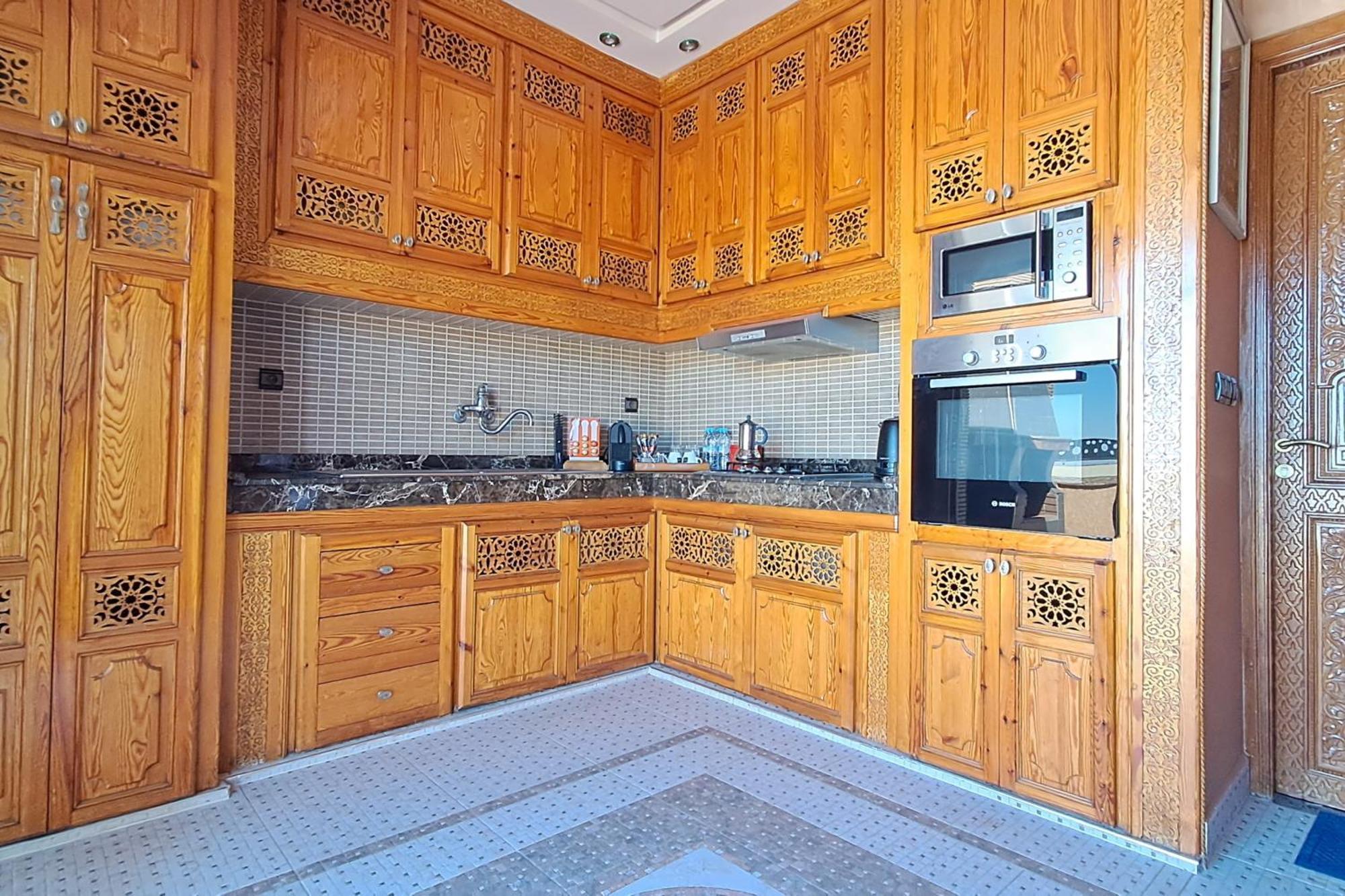 Cozy, Sunny Near The Airport Apartment Marrakesh
