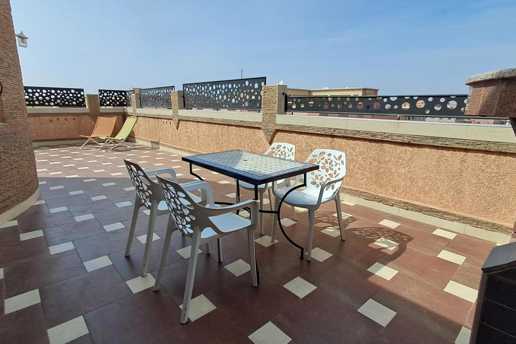 Cozy, Sunny Near The Airport Apartment Marrakesh