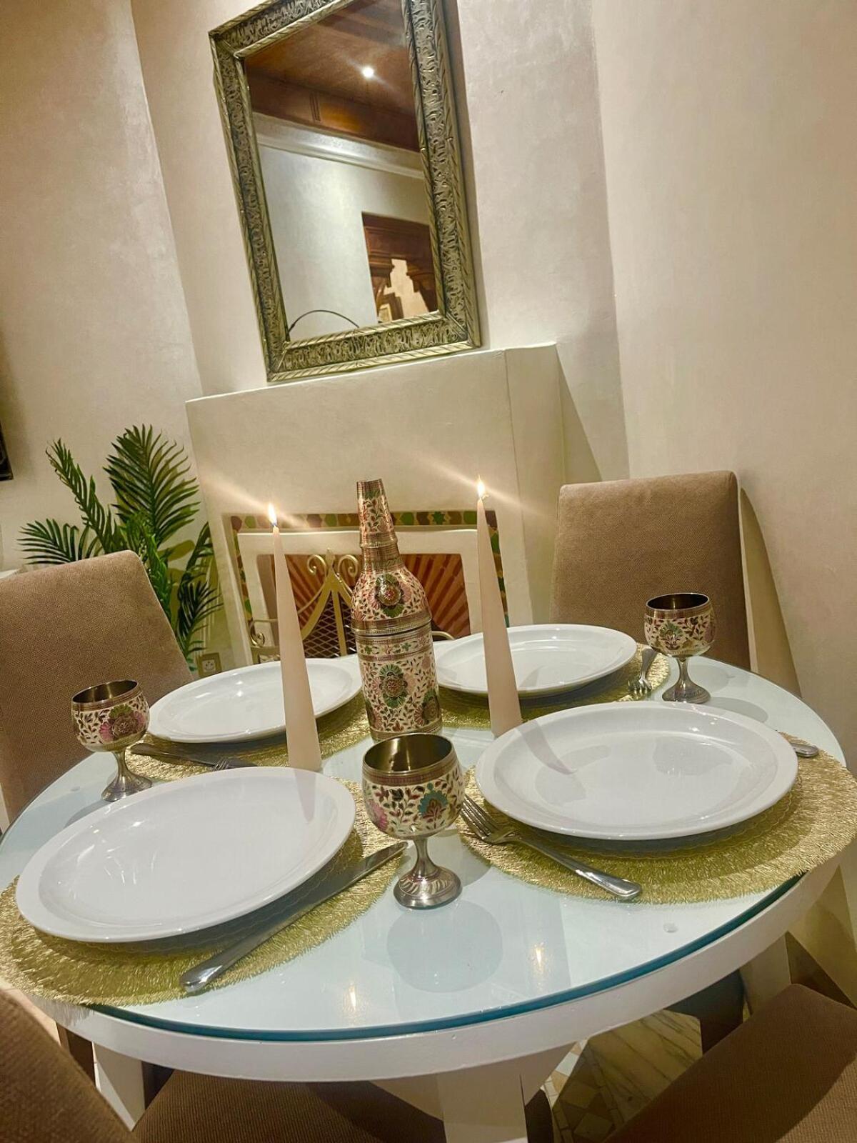 Palm Spot Apartment