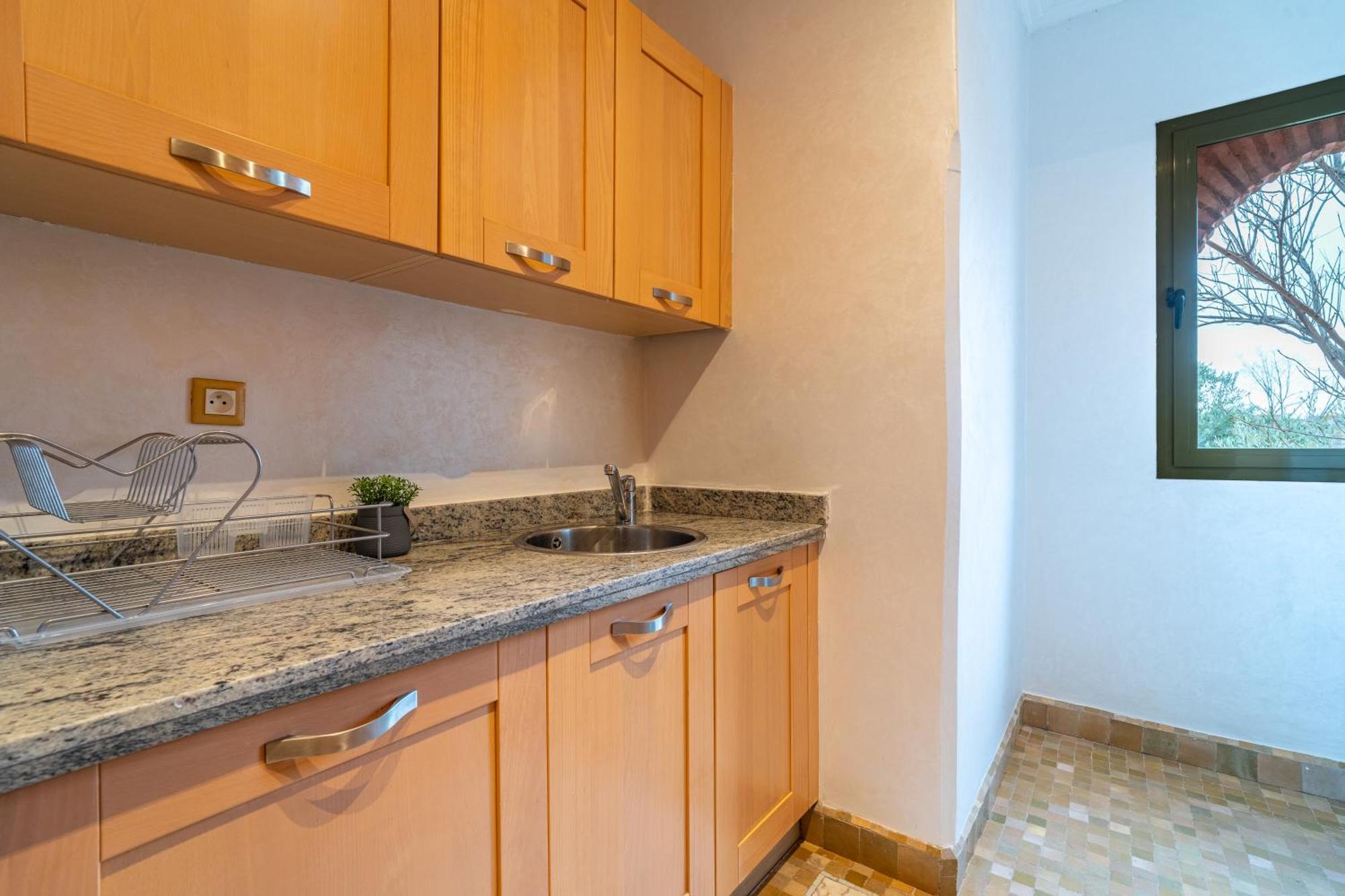 Palm Spot Apartment *