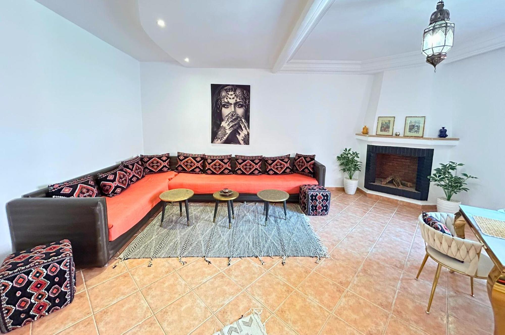 Apartment Perle Au Coeur De Gueliz Avec Piscine Et 100m2 *