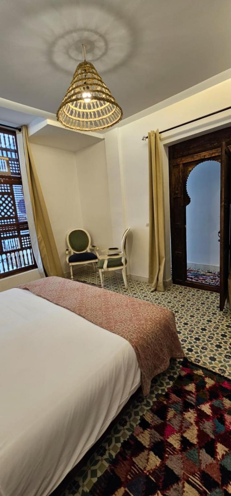 Riad Jil &