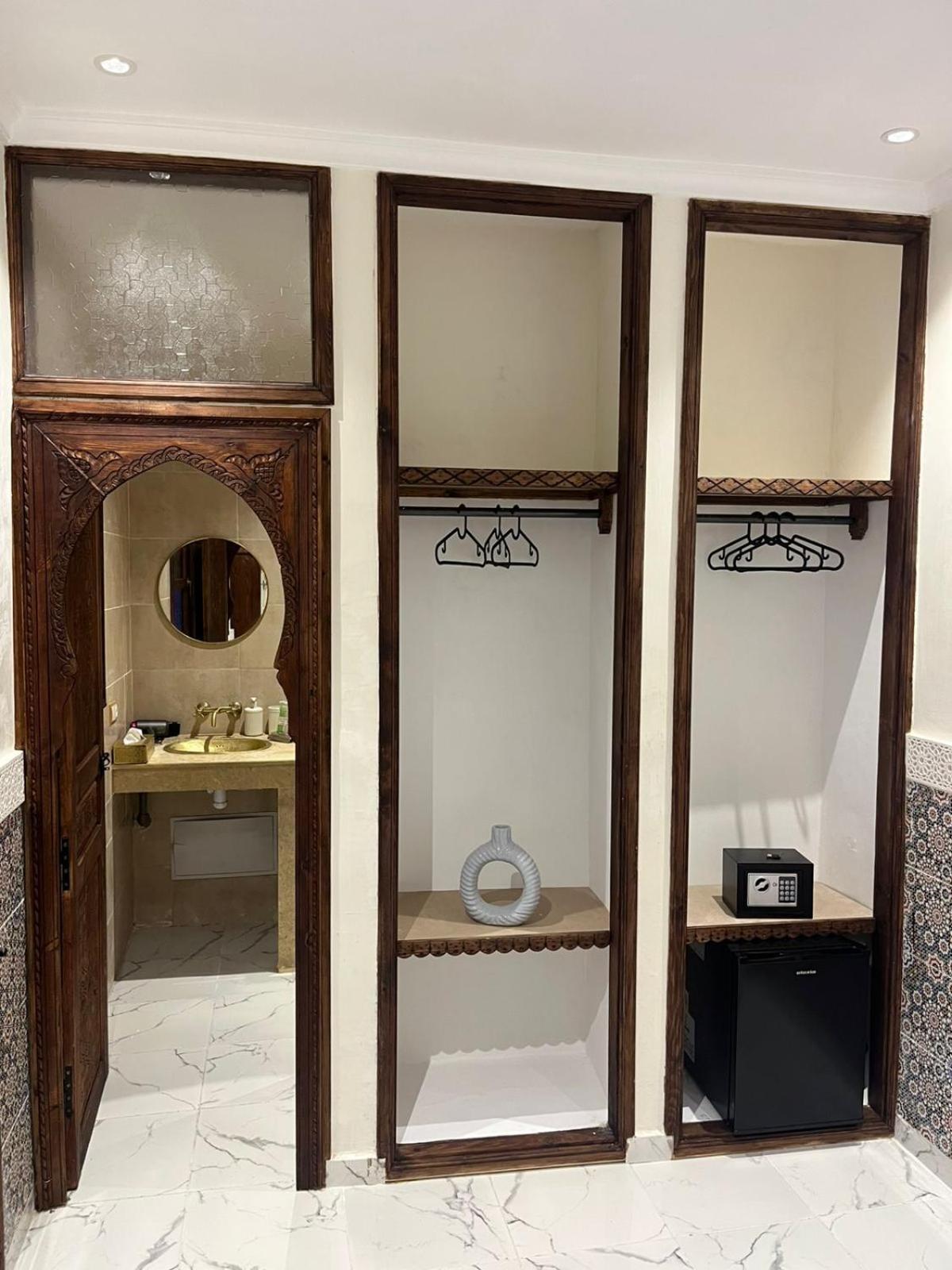 Abrare Guest house