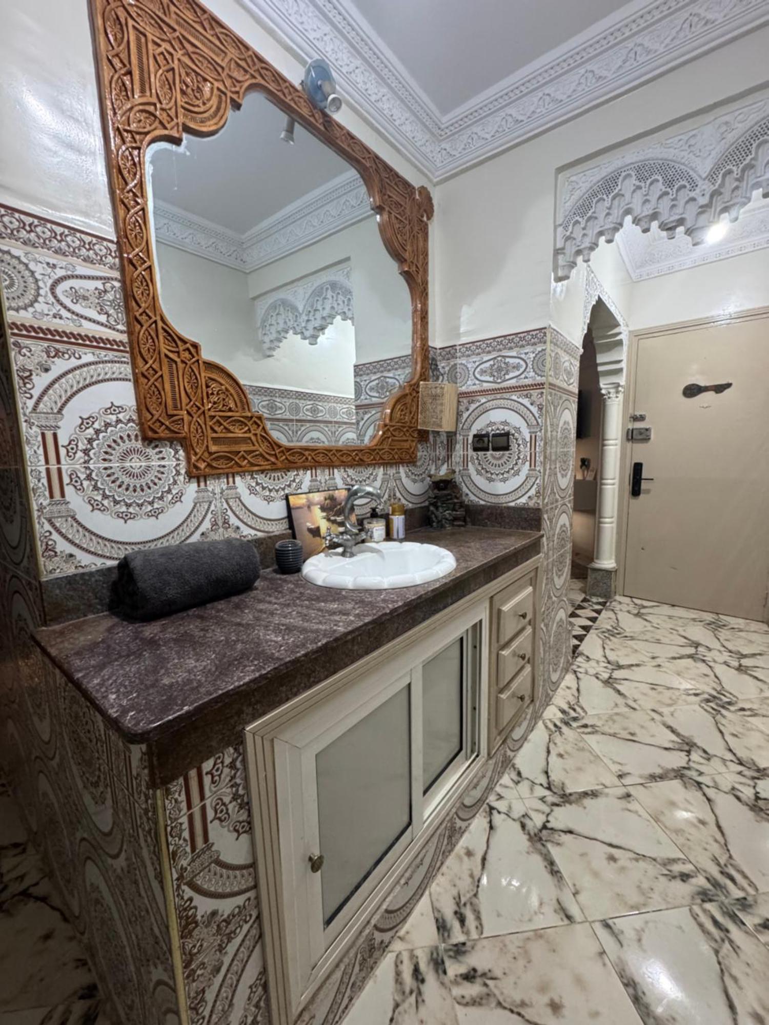 Airport Apartment 5 Minutes Walk, Perfect For Early & Late Flights Marrakesh